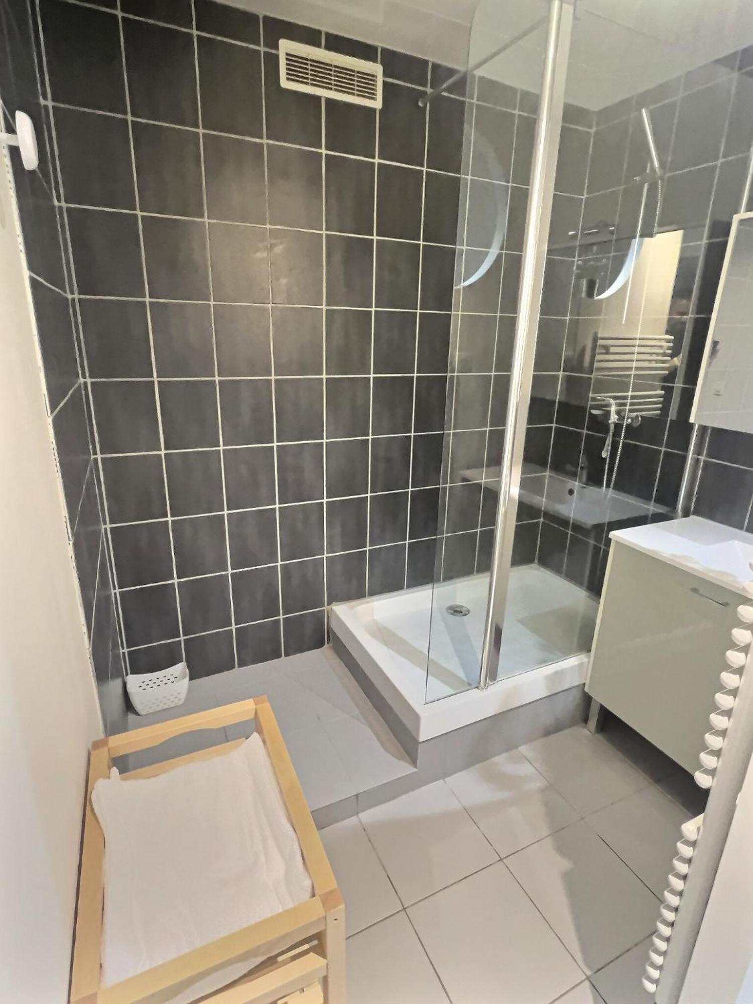 Le Grandthille Appartement Châlons-en-Champagne Buitenkant foto